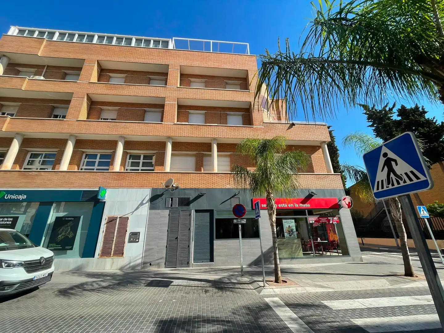Exterior view of Office for rent in El Ejido  with Air Conditioner