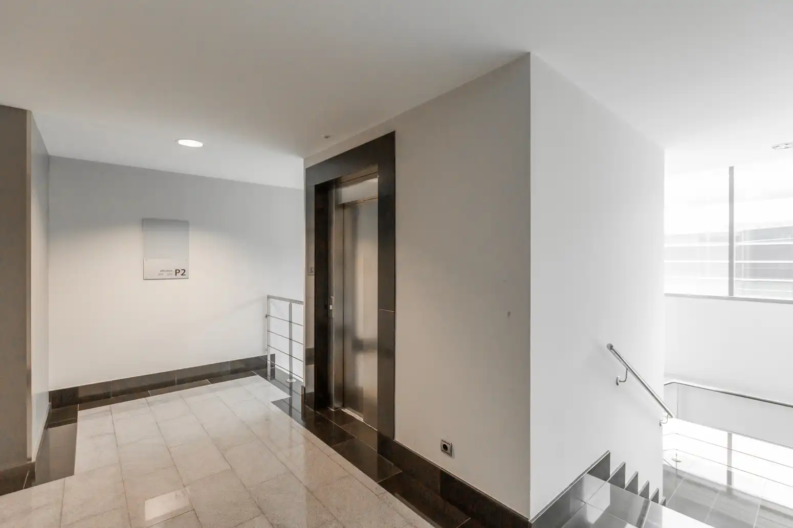 Office for sale in Ansoáin / Antsoain  with Air Conditioner