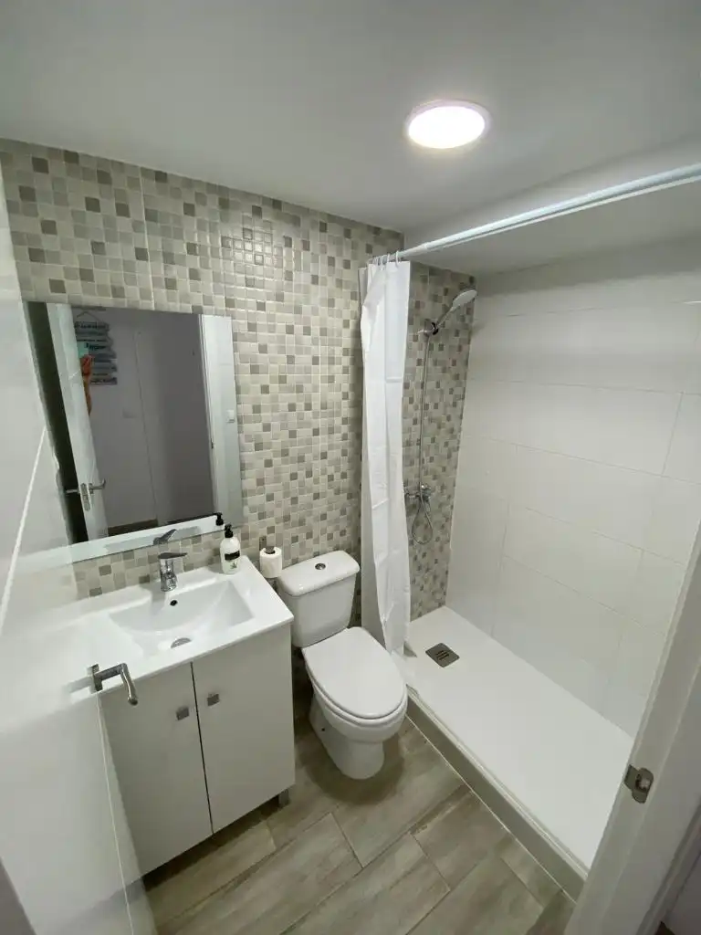 Bathroom of Apartments for rent in El Puerto de Santa María  with Air Conditioner, Furnished and Pets allowed
