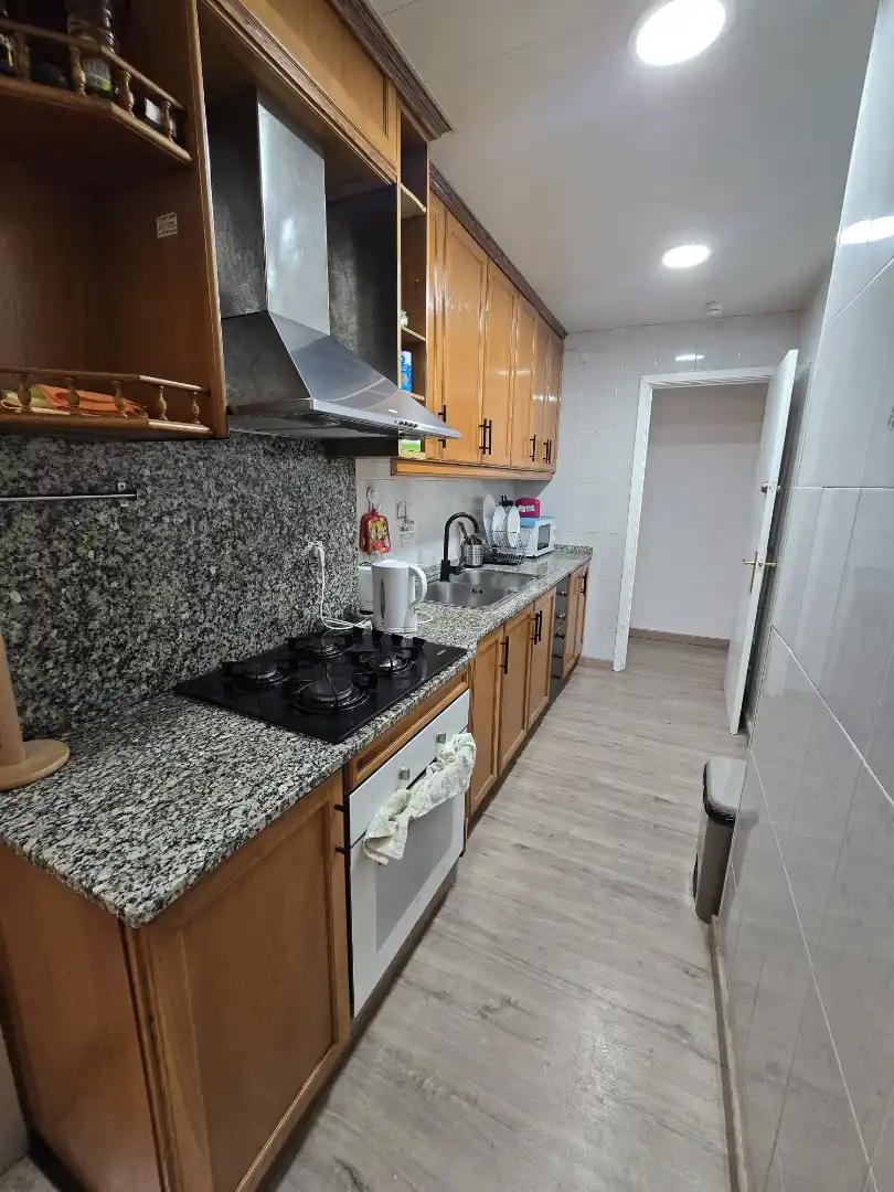 Cocina de Piso en venta en Barcelona con Calefacción, Parquet y Horno