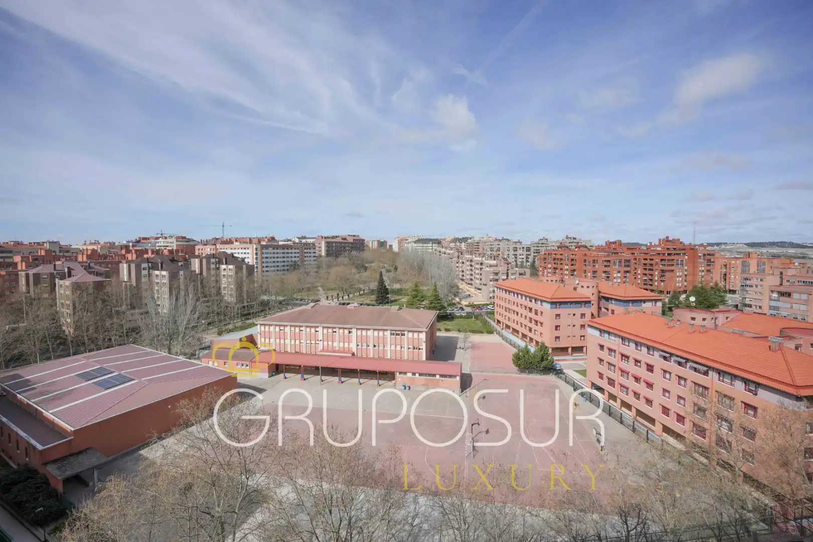 Außenansicht von Wohnung zum Verkauf in Valladolid mit Heizung, Privatgarten und Parkett