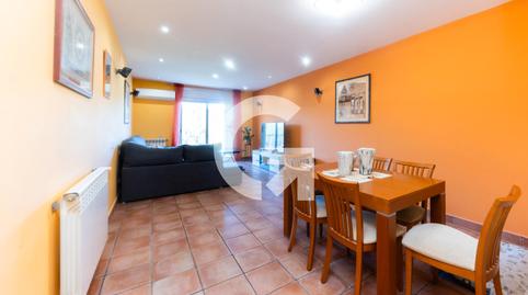 Foto 3 de Casa adosada en venda a Cl Carrer-32, Torrelles de Llobregat, Barcelona