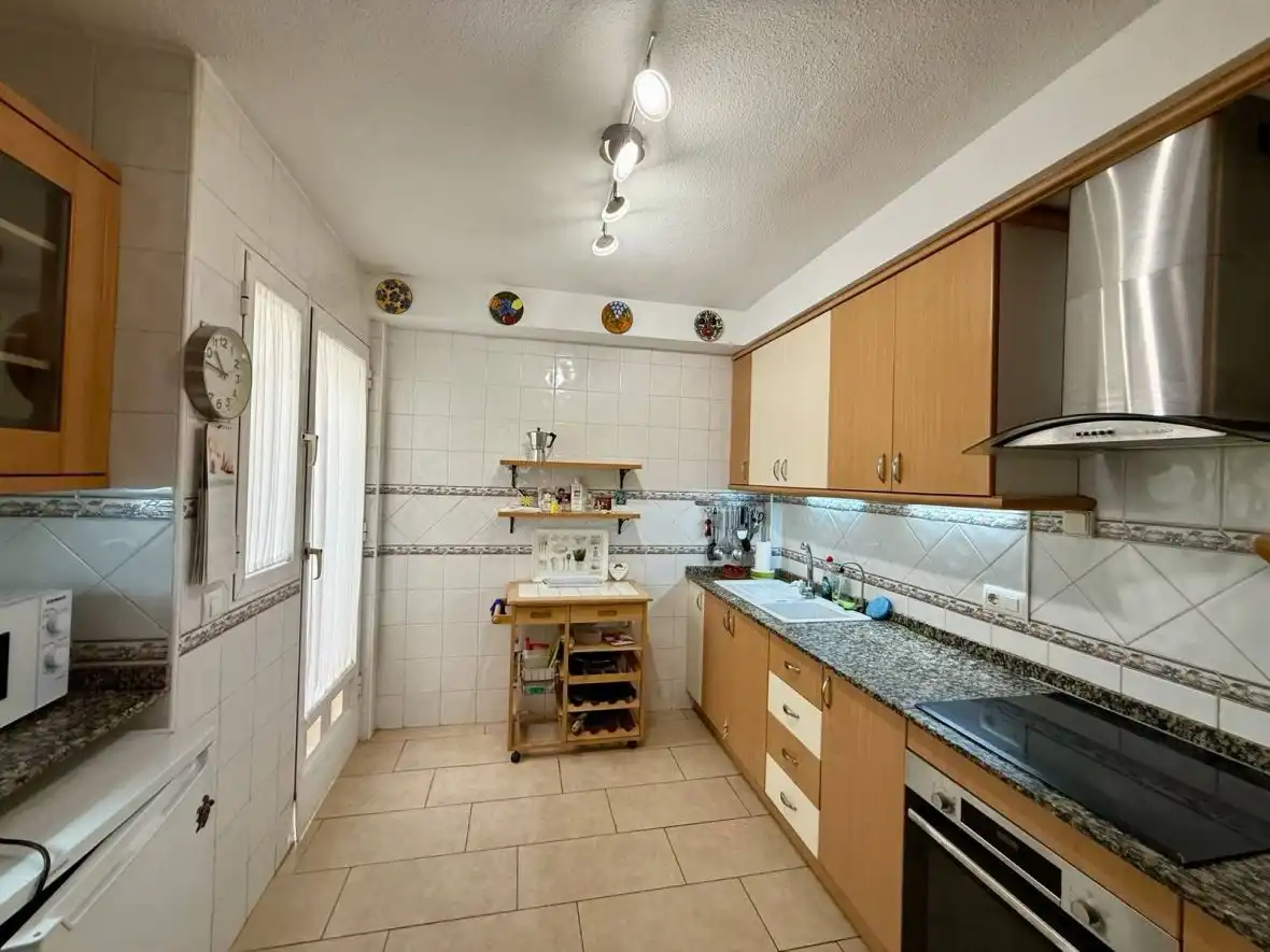 Küche von Wohnungen zum Verkauf in Santa Pola mit Heizung, Terrasse und Schwimmbad