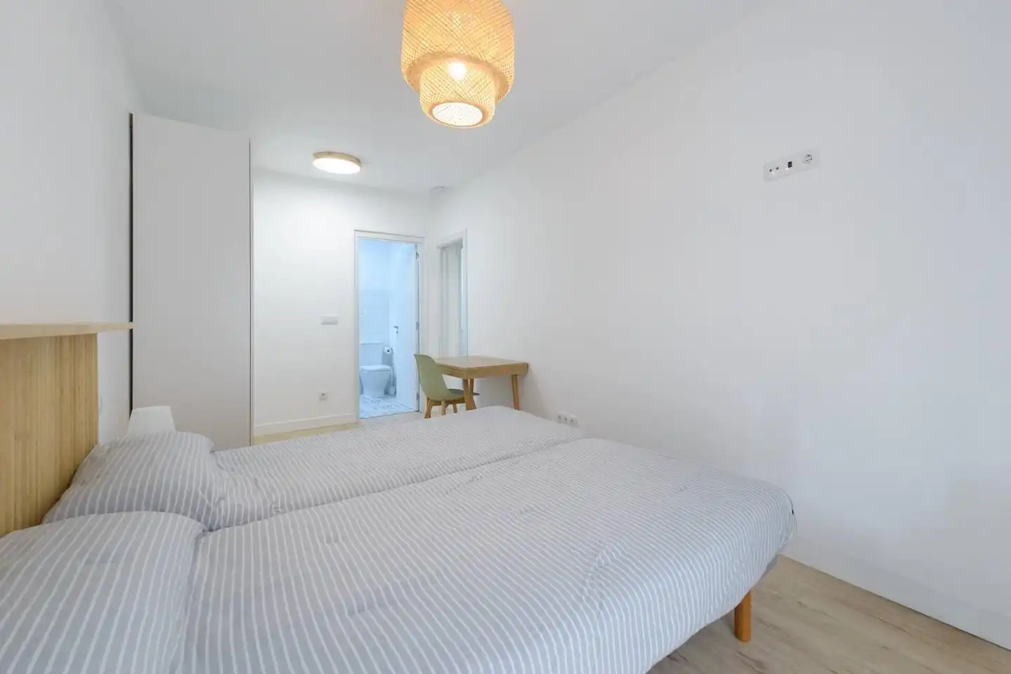 Bedroom of Flat for rent in L'Hospitalet de Llobregat