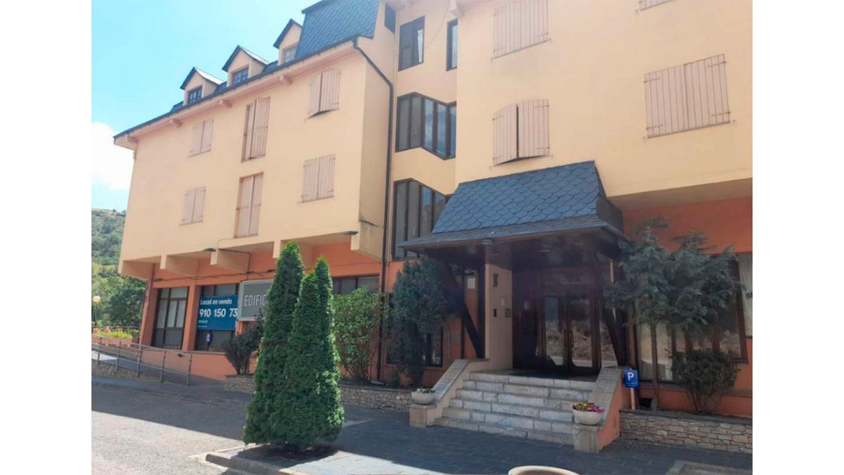 Außenansicht von Geschaftsraum zum verkauf in Montellà i Martinet