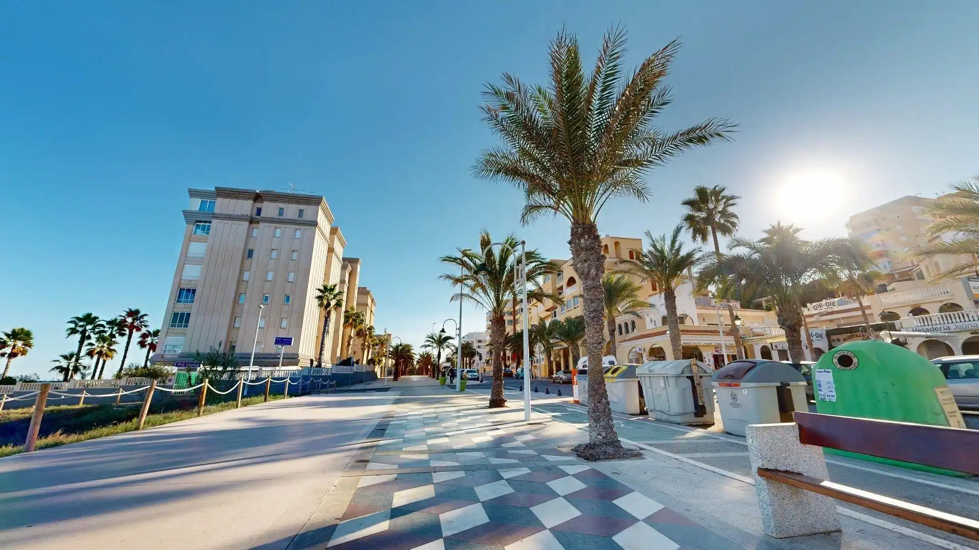 Vista exterior de Apartament en venda en Elche / Elx amb Aire condicionat, Terrassa i Moblat