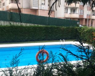 Swimming pool of Flat for sale in El Astillero  