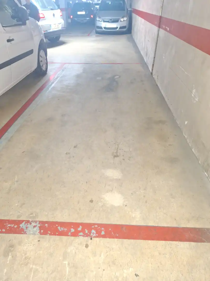 Garatge en venda en Esplugues de Llobregat