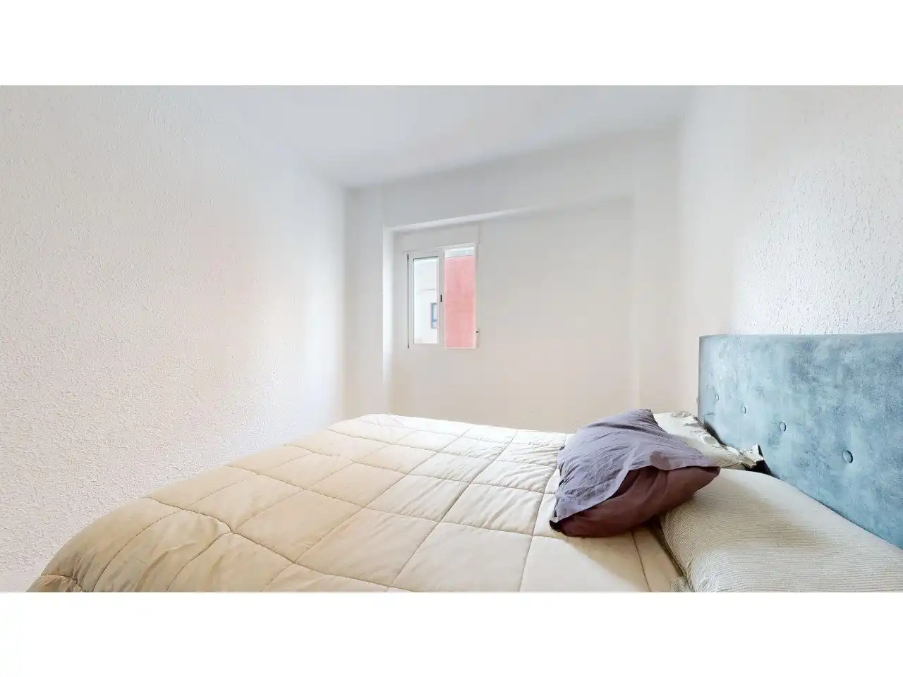 Schlafzimmer von Wohnung zum Verkauf in Torrent mit Privatgarten und Terrasse