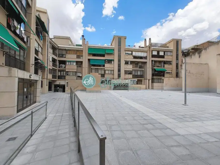 Außenansicht von Wohnung zum Verkauf in Segovia mit Heizung, Parkett und Terrasse