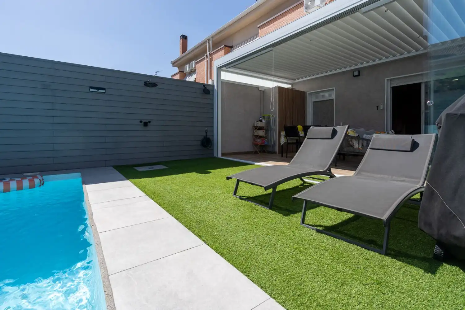 Terrace of Detached homes for sale in Laguna Park