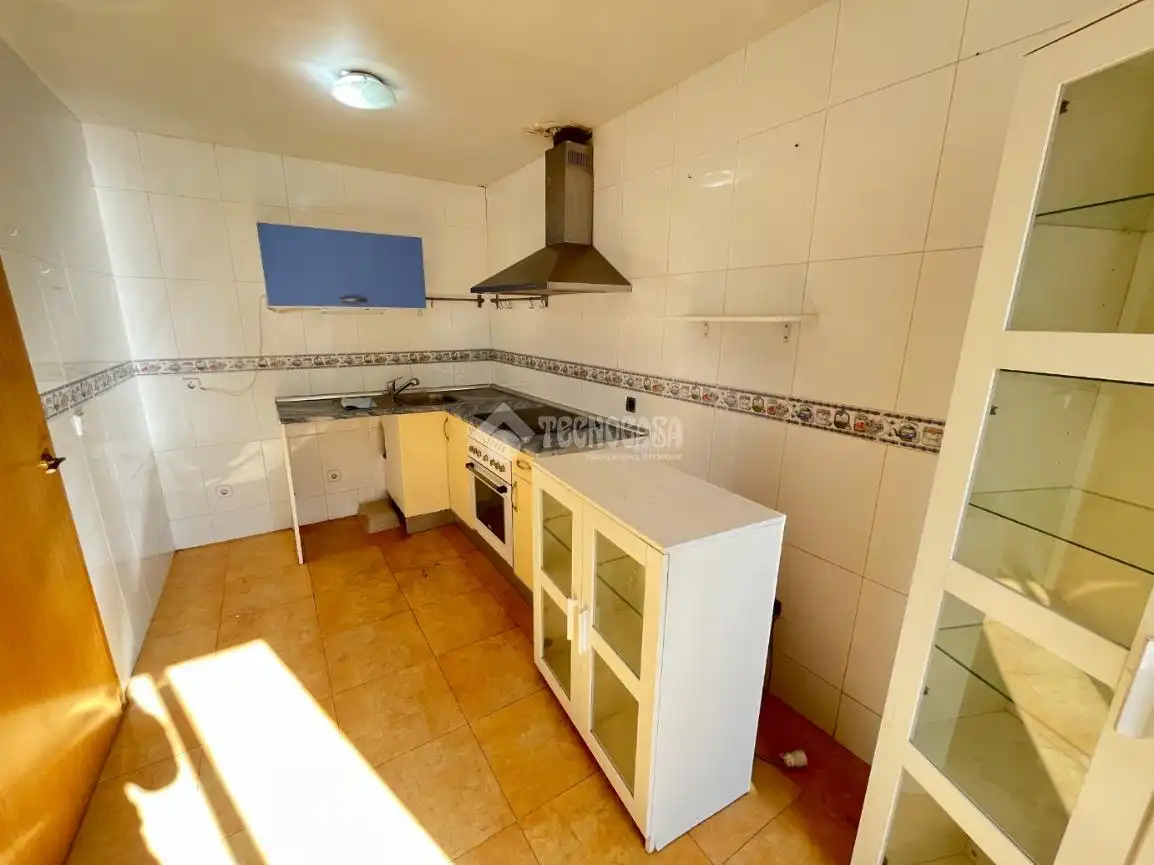 Casa aparellada en venda a Loeches, imagen 7