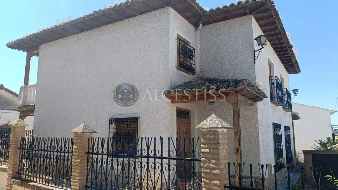 Exterior view of Houses for sale in Méntrida  with Heating, Storage room and Furnished