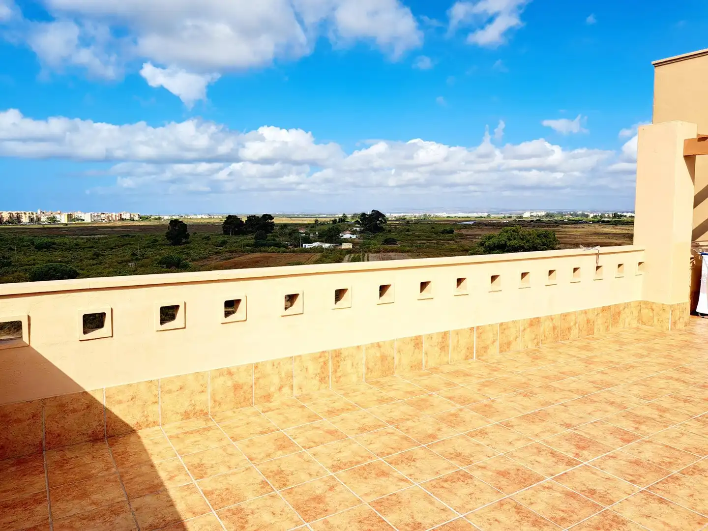 Terraza de Ático en venta en Ayamonte con Terraza y Piscina comunitaria