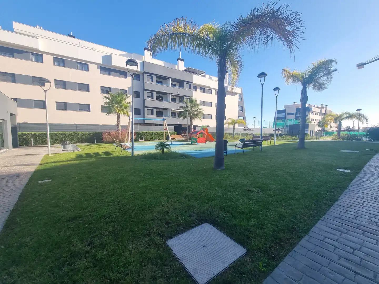 Vista exterior de Pis de lloguer en El Puerto de Santa María amb Aire condicionat, Calefacció i Jardí privat