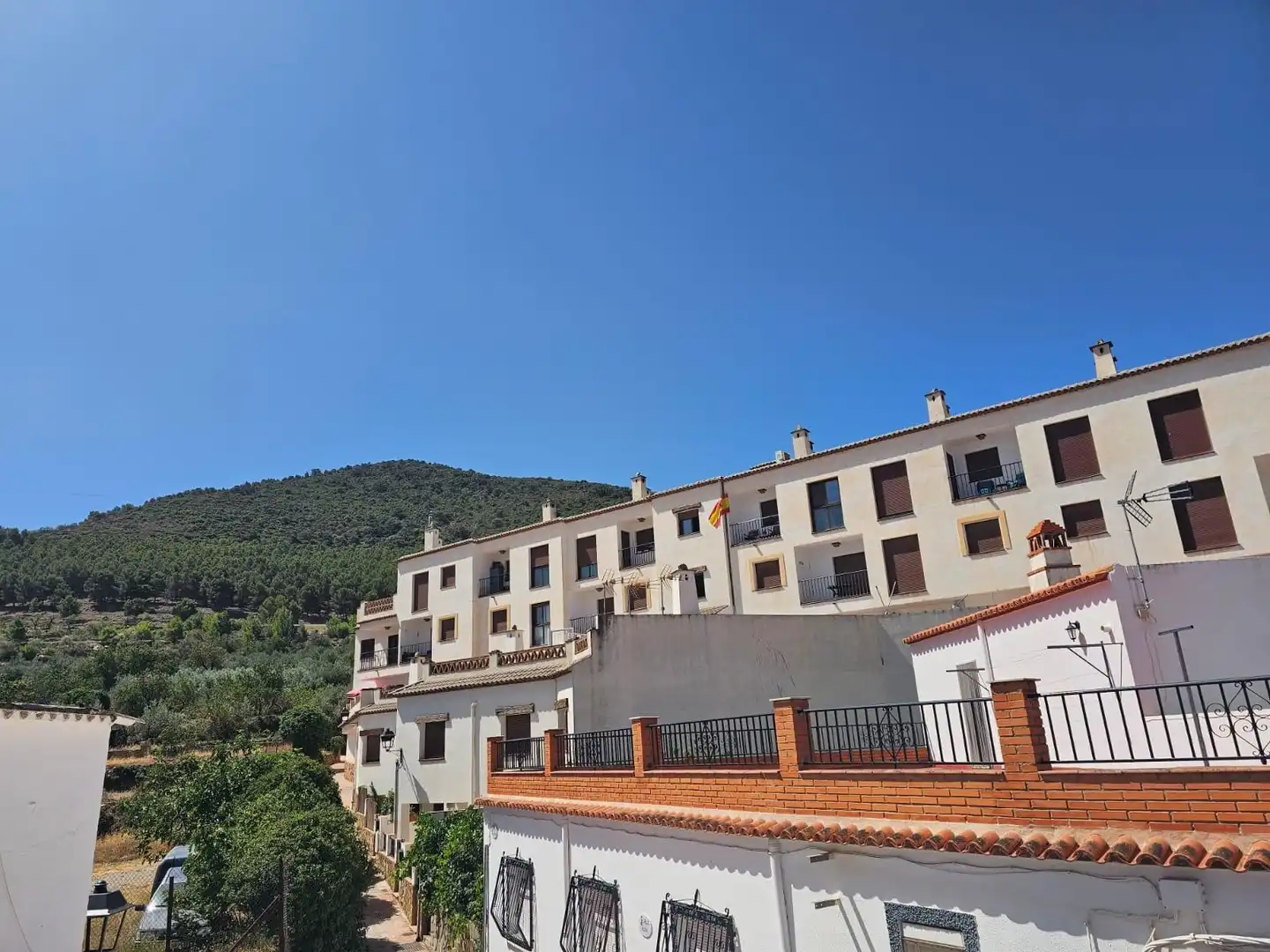 Vista exterior de Casa o xalet en venda en Fondón amb Calefacció, Terrassa i Moblat