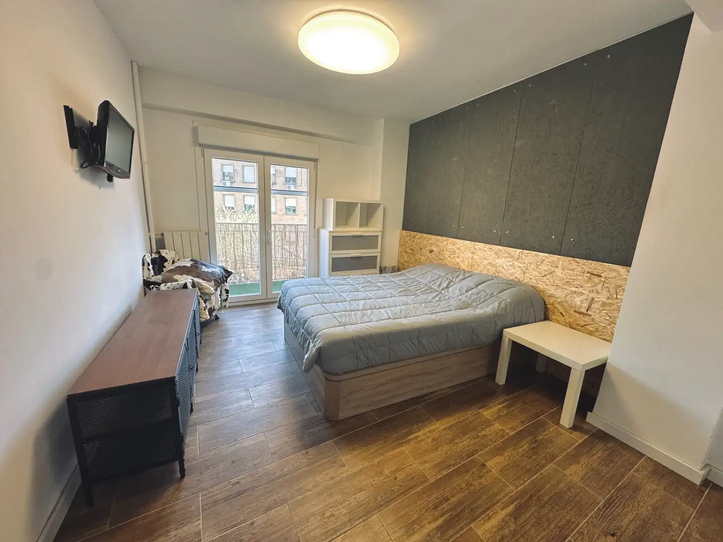 Habitación de Piso de alquiler en Zaragoza con Calefacción, Amueblado y Horno