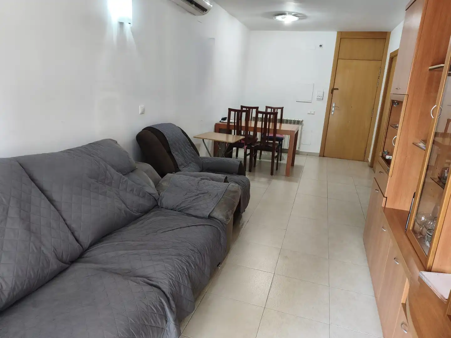 Living room of Flat for sale in Sant Boi de Llobregat  with Air Conditioner and Balcony