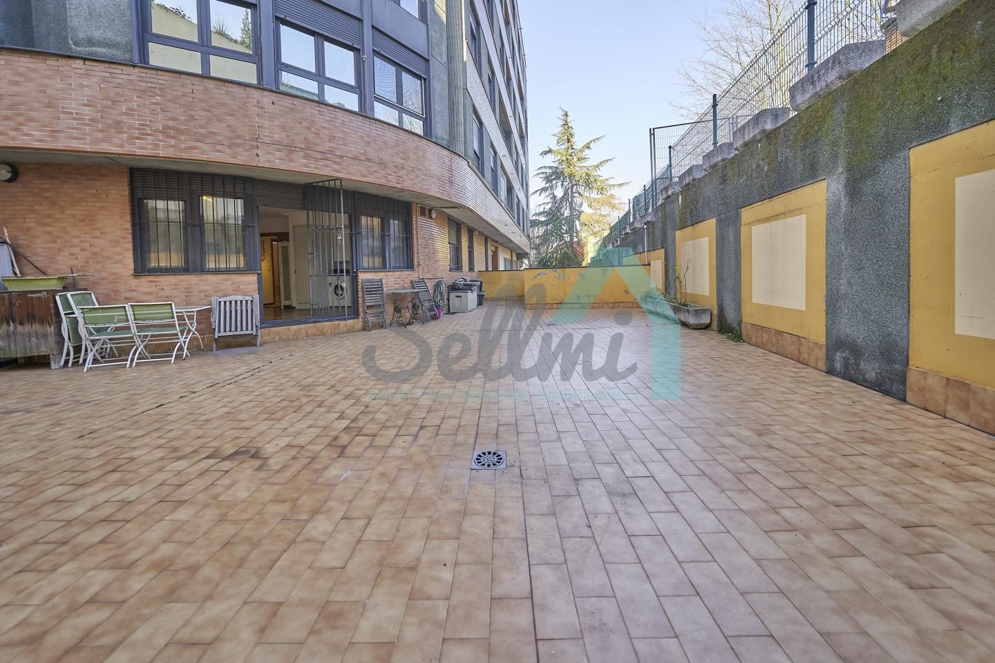 Exterior view of Planta baja for sale in Oviedo   with Heating, Parquet flooring and Terrace
