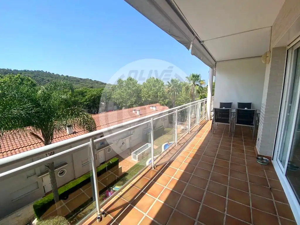 Pis amb piscina en venda a Avinguda de Verona Terol, imagen 4