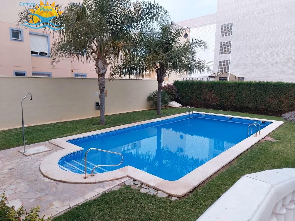 Piscina de Àtic en venda en Moncofa amb Aire condicionat, Terrassa i Piscina comunitària