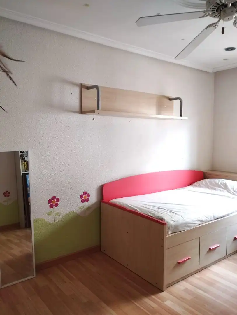 Habitación de Piso en venta en Ibi con Amueblado y Balcón