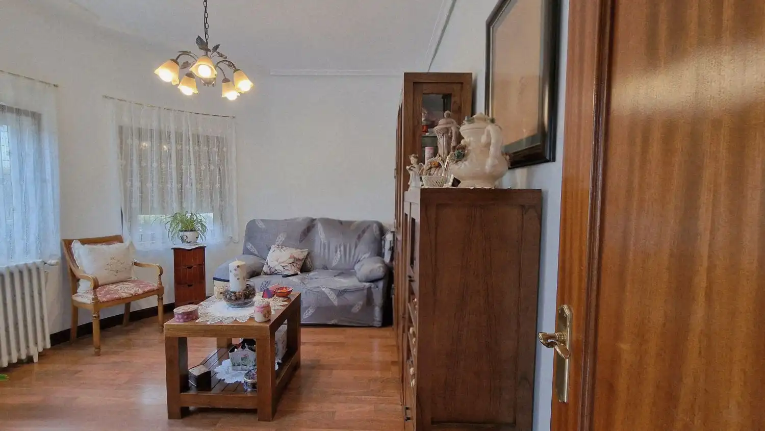Sala de estar de Casa o chalet en venta en Torrelavega  con Calefacción, Terraza y Trastero