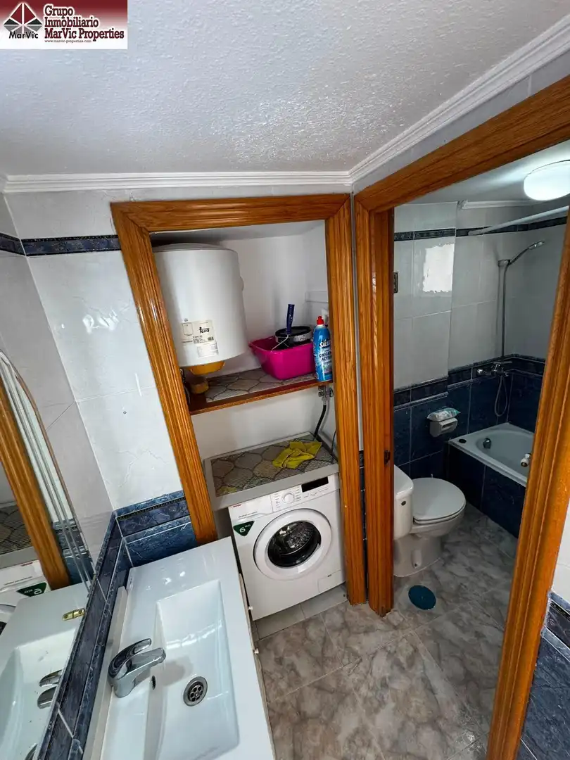 Bany de Estudi en venda en Benidorm amb Jardí privat, Moblat i Piscina comunitària
