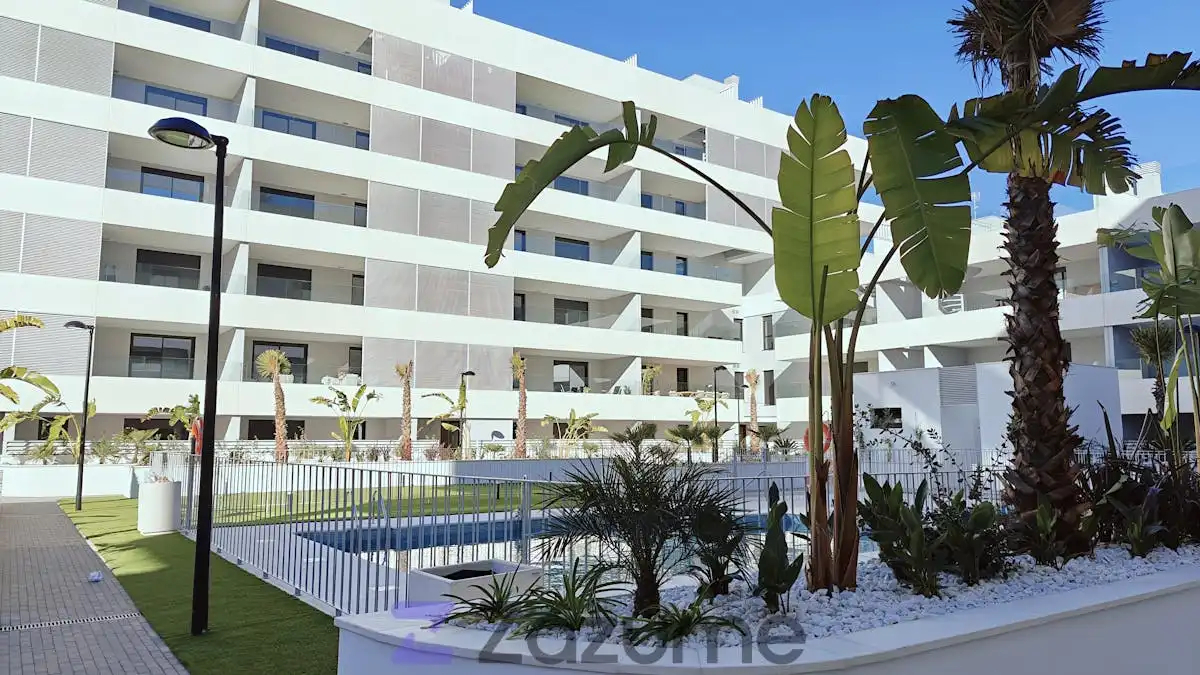 Flat for rent in Calle Haití, Palmas Altas