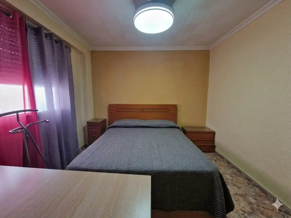 Habitación de Piso en venta en Torrent con Aire acondicionado, Amueblado y Balcón