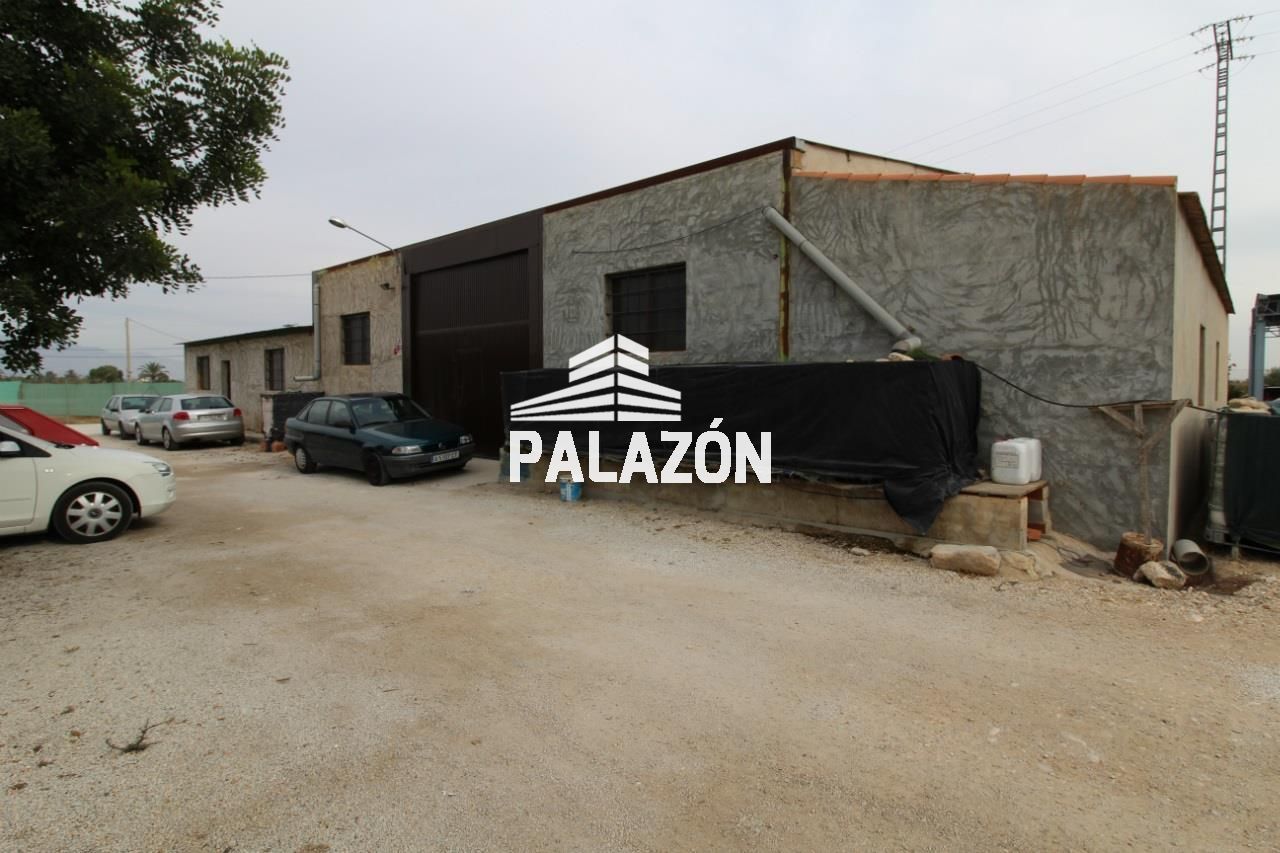 Vista exterior de Nau industrial de lloguer en Catral