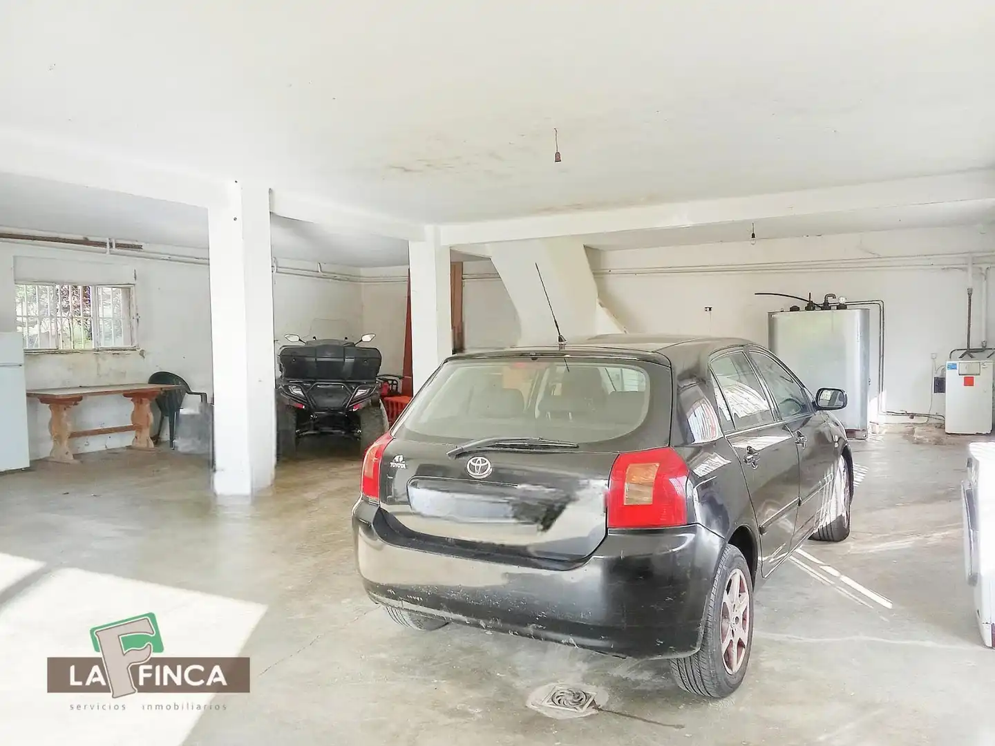 Parking de Casa o chalet en venta en Siero con Calefacción, Parquet y Terraza