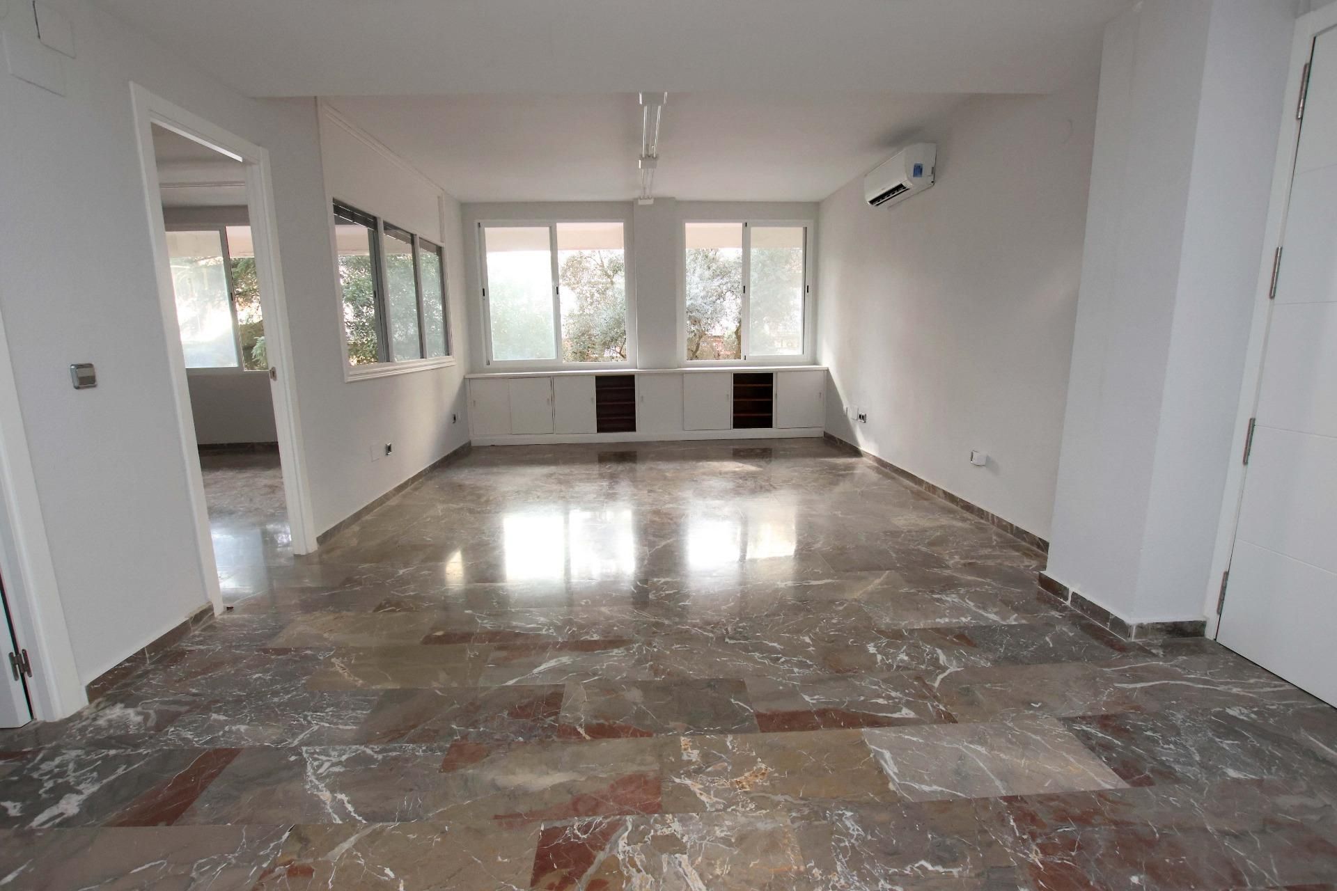 Oficina en venta en Badajoz Capital con Aire acondicionado y Calefacción