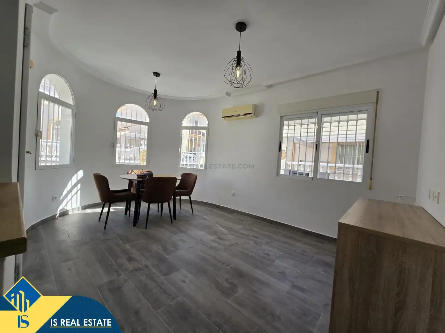 Comedor de Dúplex en venta en Torrevieja con Terraza y Amueblado