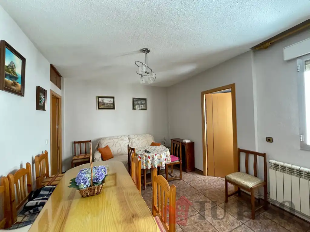 Sala de estar de Piso en venta en Madrid con Calefacción y Amueblado