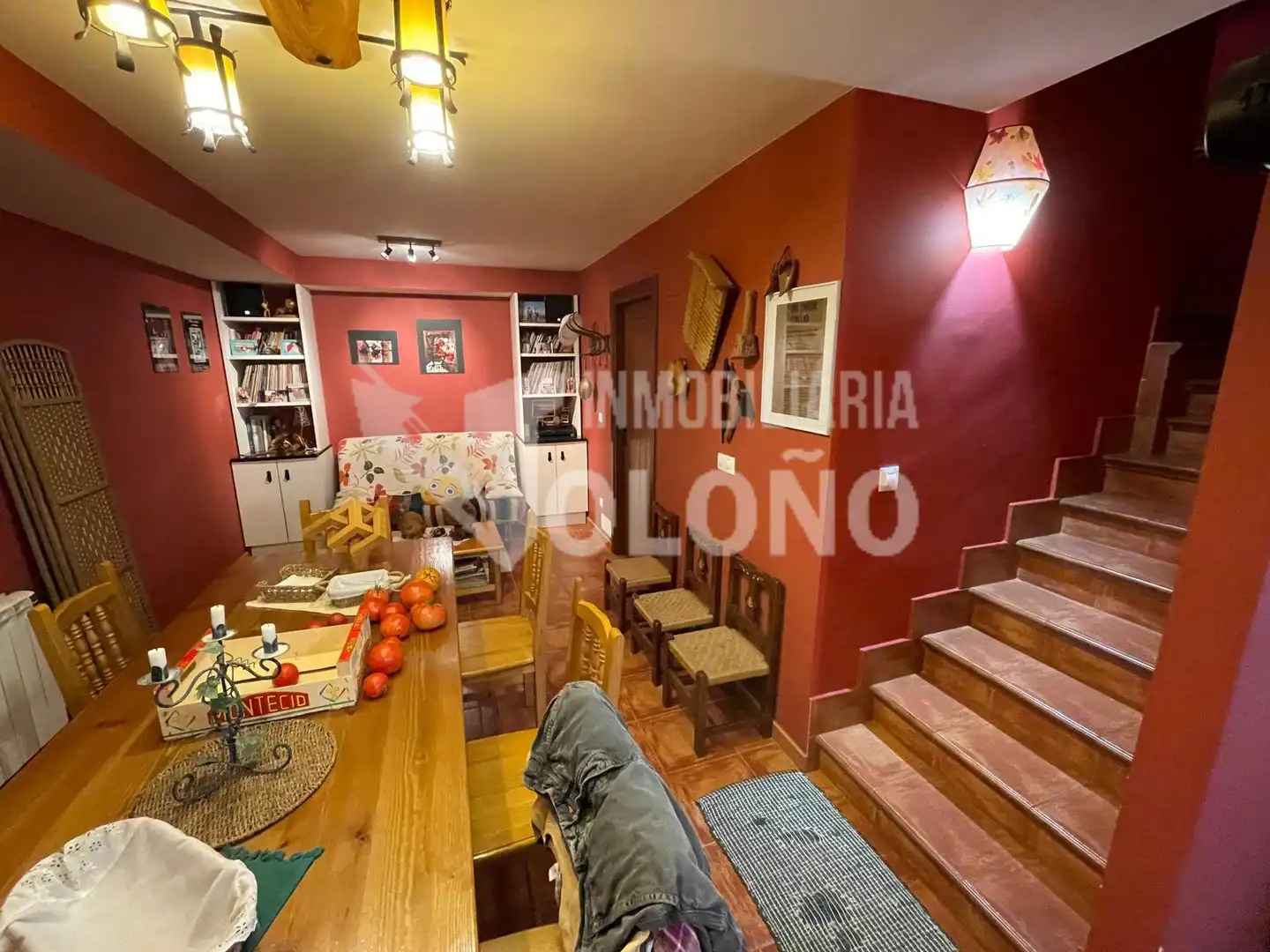Sala d'estar de Casa adosada en venda en Alesanco amb Calefacció, Jardí privat i Parquet