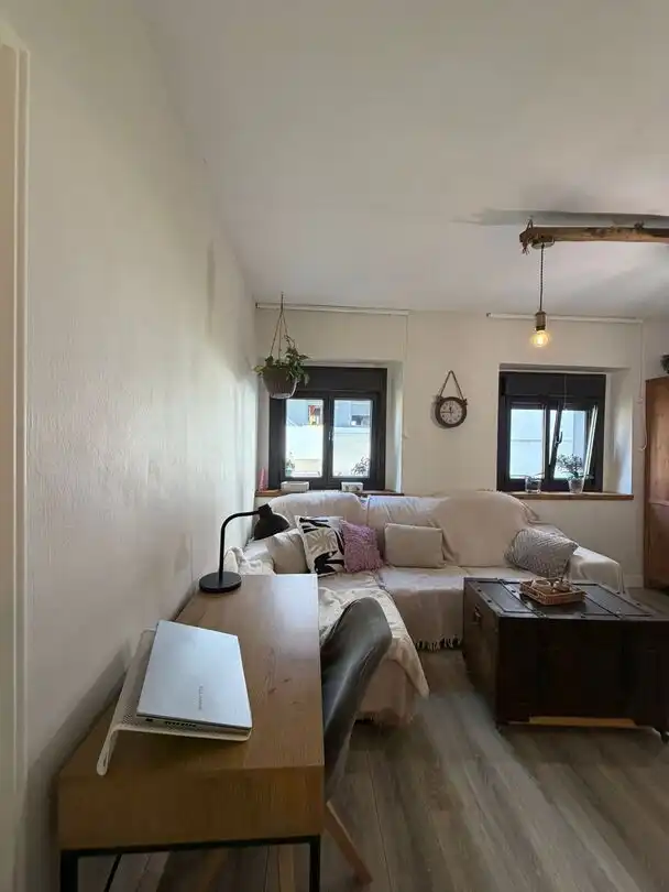 Sala d'estar de Pis en venda en Gijón  amb Traster i Moblat