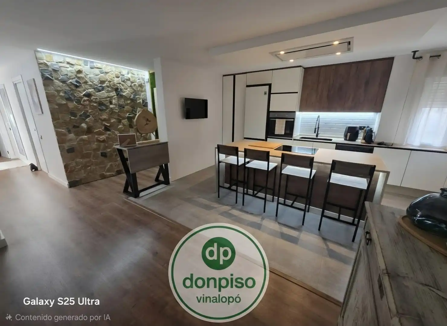 Mini appartamento con terrazza in vendita a Plaza Castelar - Mercado Central, imagen 4