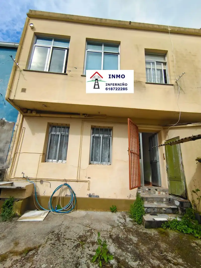 Vista exterior de Casa o chalet en venta en Ferrol con Calefacción y Trastero