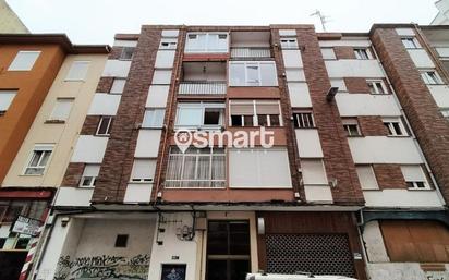 Vista exterior de Pis en venda en Torrelavega 