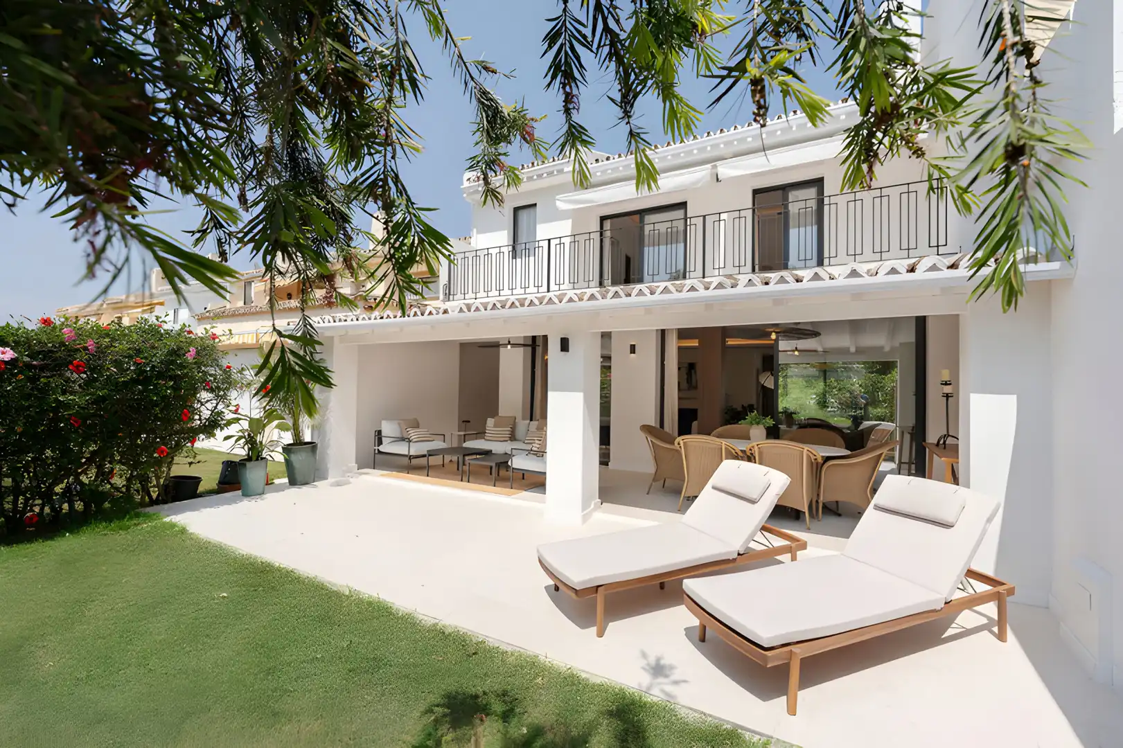 Adossat amb piscina en venda a Nueva Andalucía
