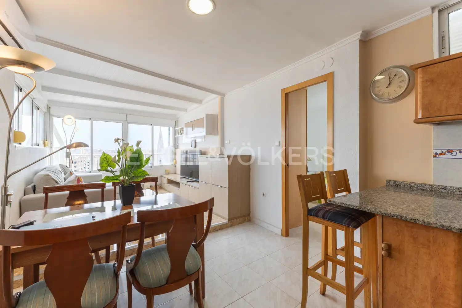 Vista exterior de Piso en venta en Valencia con Aire acondicionado, Calefacción y Amueblado