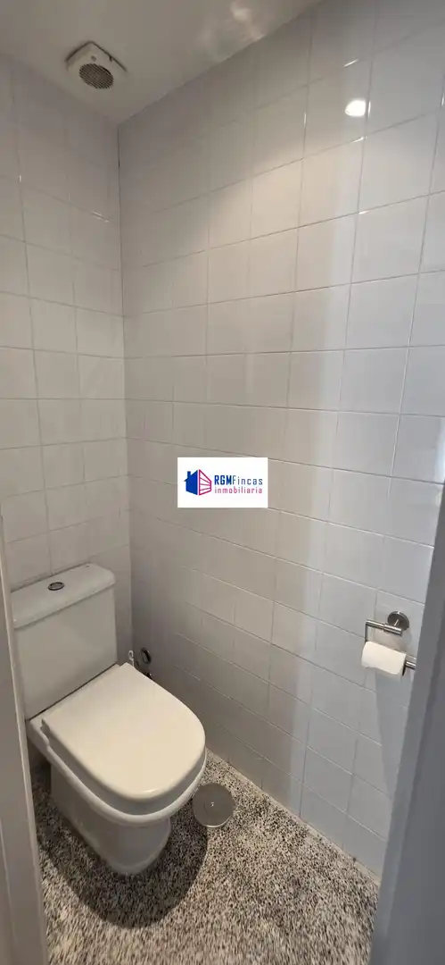 Bany de Casa o xalet de lloguer en Sevilla amb Aire condicionat, Calefacció i Terrassa