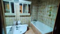 Bathroom of Flat for sale in L'Hospitalet de Llobregat