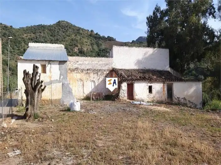 Vista exterior de Residencial en venta en Comares