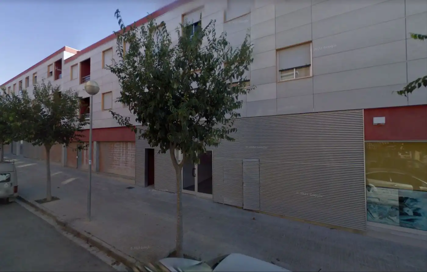 Vista exterior de Local de alquiler en La Granada