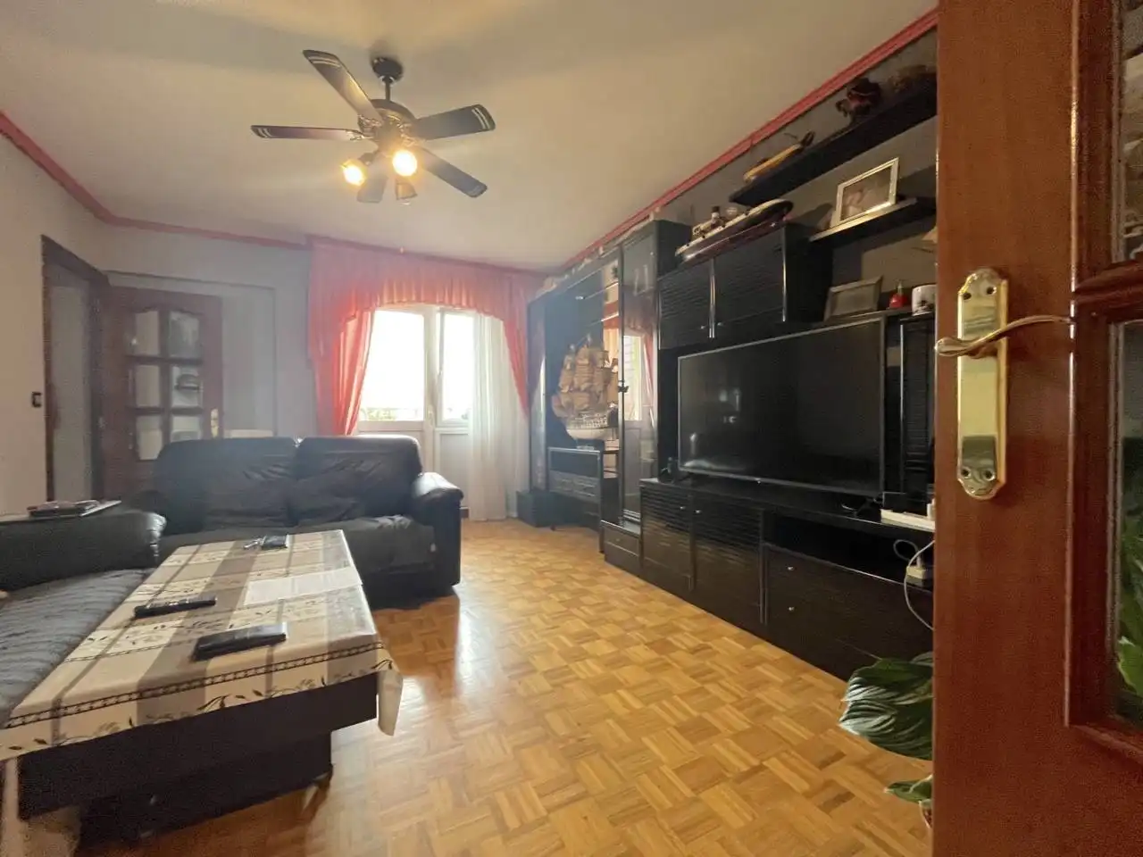 Living room of Flat for sale in Erandio  with Heating, Terrace and Furnished