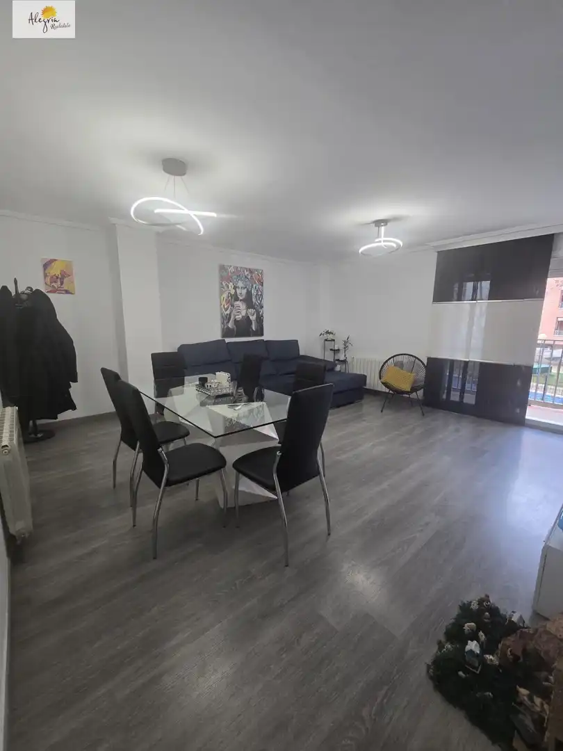 Sala d'estar de Apartament en venda en Paterna amb Aire condicionat, Traster i Moblat