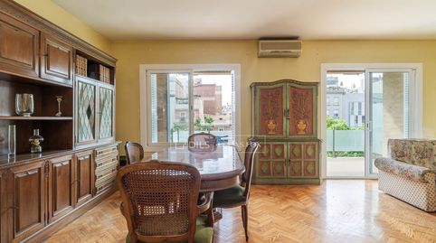 Apartamento con cinco dormitorios y terraza de 18m en venta en el Eixample Izquierdo, Barcelona, imatge 3