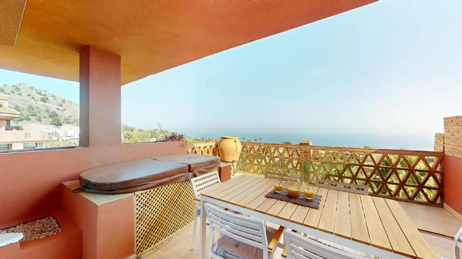 Garten von Dachboden zum Verkauf in Fuengirola mit Klimaanlage, Terrasse und Gemeinschaftspool